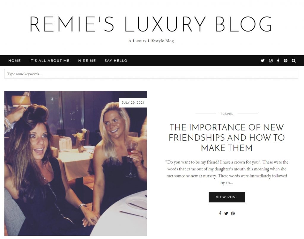 50 Best Luxury Blogs & Websites Qosy